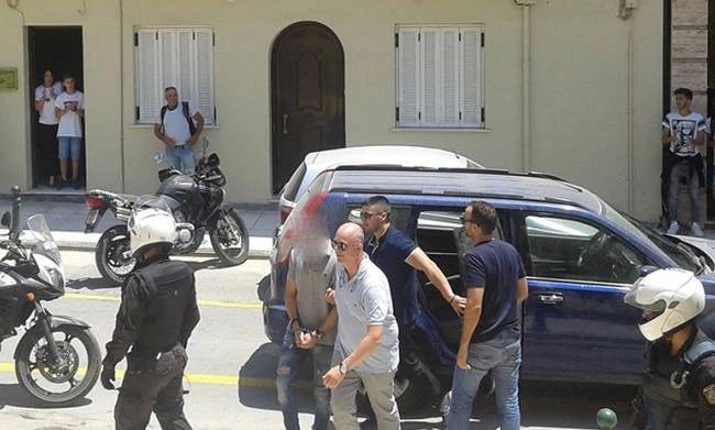 «Χαράμισε τα νιάτα του για έναν παλιάνθρωπο»: Συγκλονίζουν τα λόγια της μητέρας του 26χρονου πατροκτόνου της Ζακύνθου